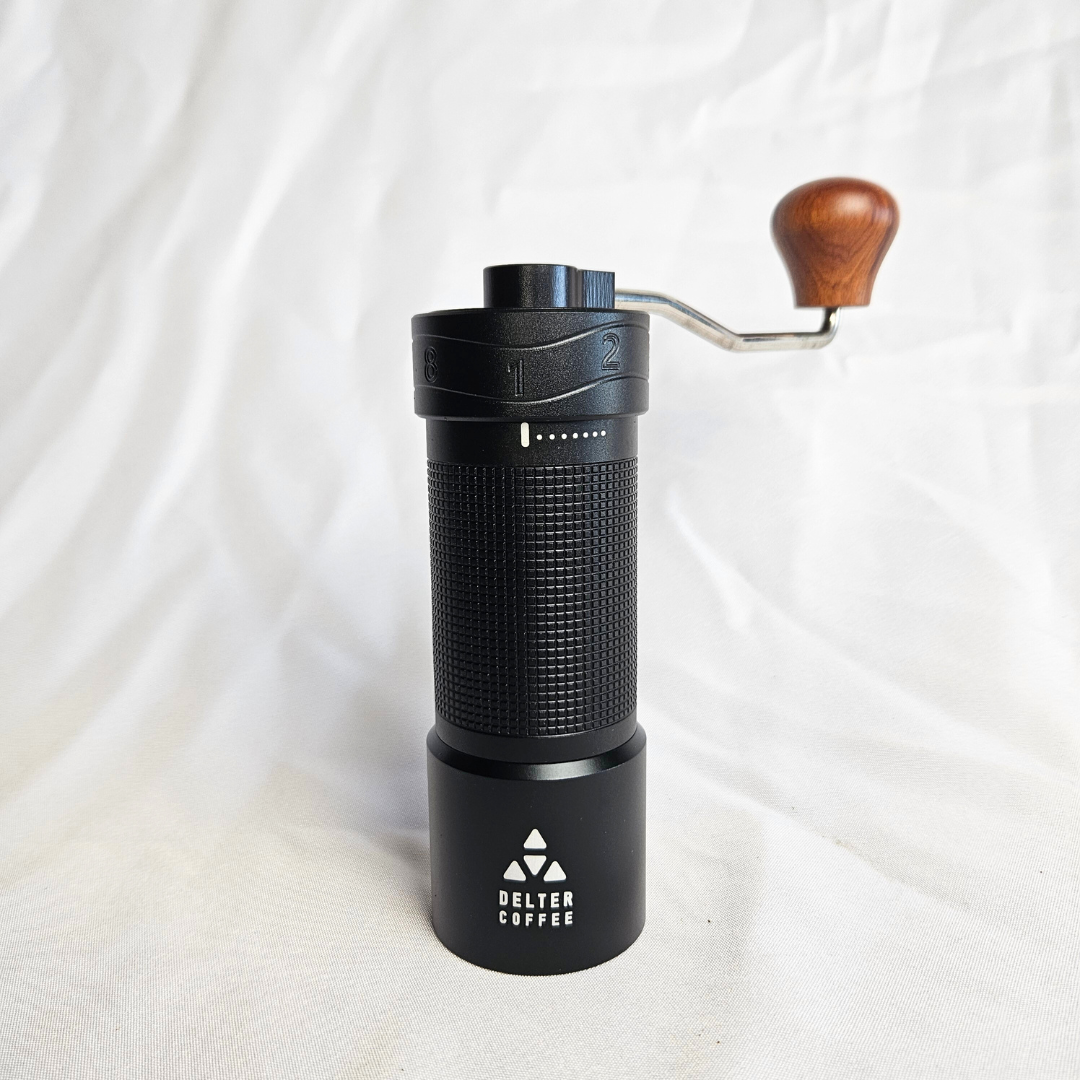 Delter Coffee | Adjustable Manual Grinder