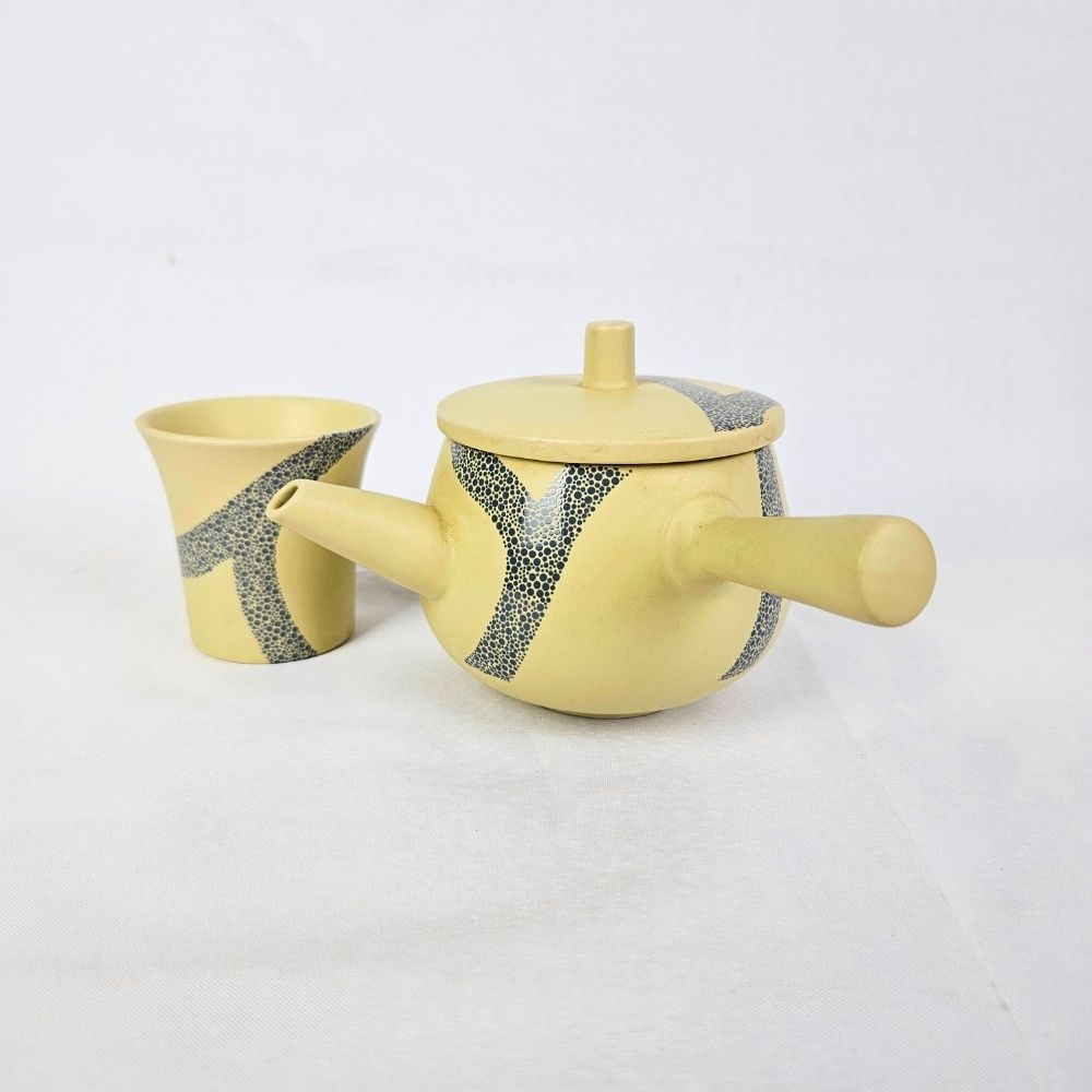 Gongfu Teapot and Cup Set